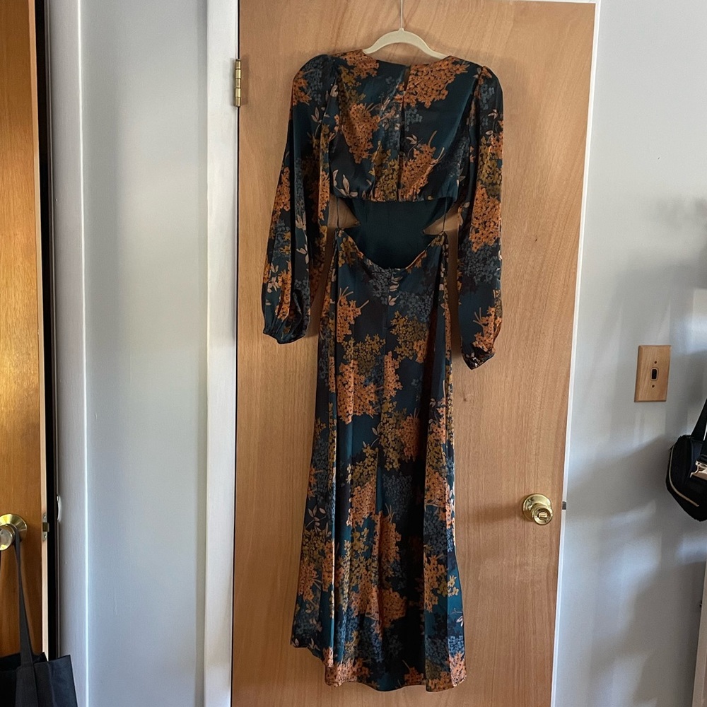 ASTR Teal and Orange Floral Midi Dress - Picture 4 of 5